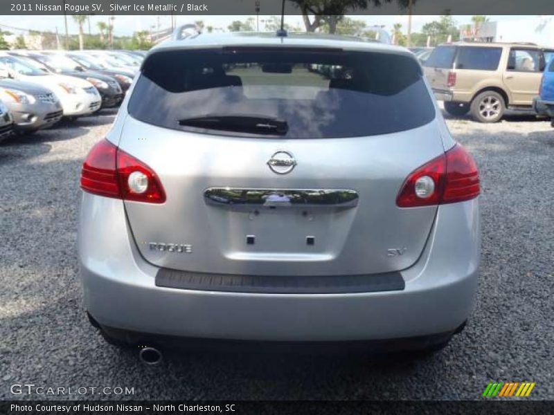 Silver Ice Metallic / Black 2011 Nissan Rogue SV