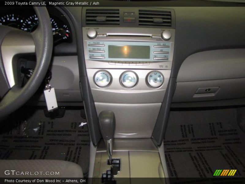 Magnetic Gray Metallic / Ash 2009 Toyota Camry LE