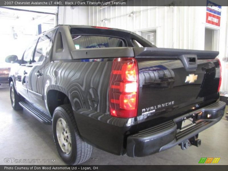Black / Dark Titanium/Light Titanium 2007 Chevrolet Avalanche LT 4WD