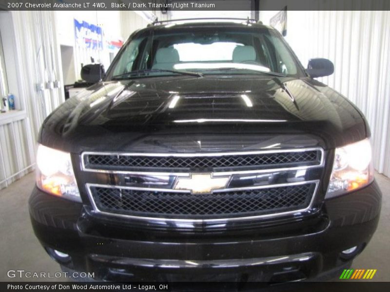 Black / Dark Titanium/Light Titanium 2007 Chevrolet Avalanche LT 4WD
