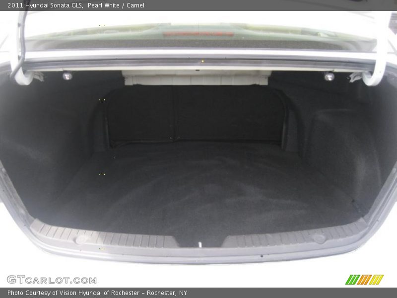 Pearl White / Camel 2011 Hyundai Sonata GLS