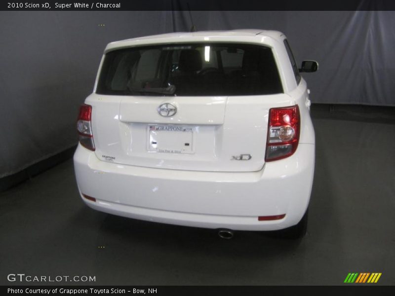 Super White / Charcoal 2010 Scion xD