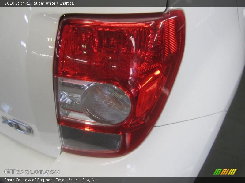 Super White / Charcoal 2010 Scion xD