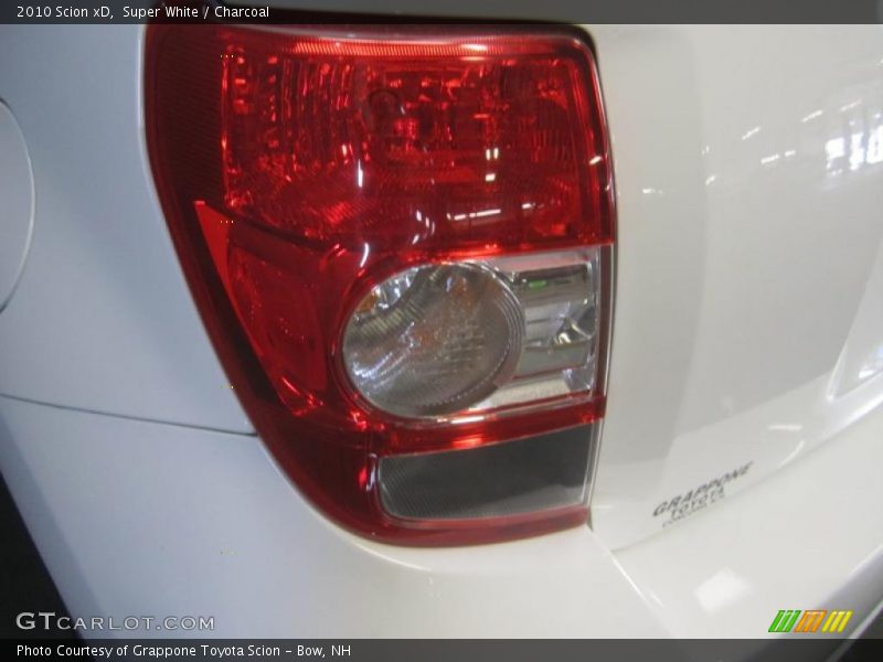 Super White / Charcoal 2010 Scion xD