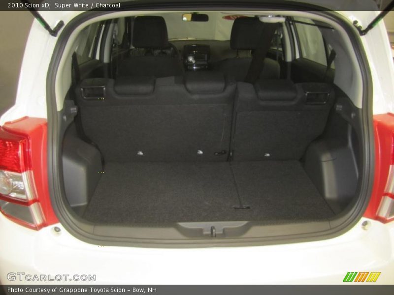 Super White / Charcoal 2010 Scion xD
