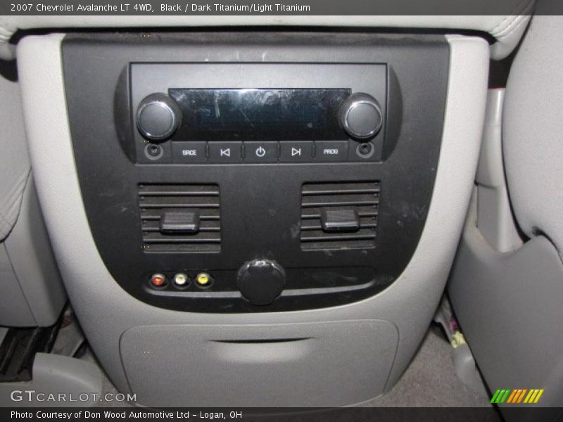 Black / Dark Titanium/Light Titanium 2007 Chevrolet Avalanche LT 4WD