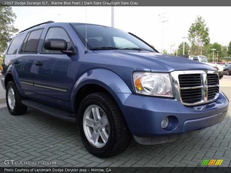 Front 3/4 View of 2007 Durango SLT