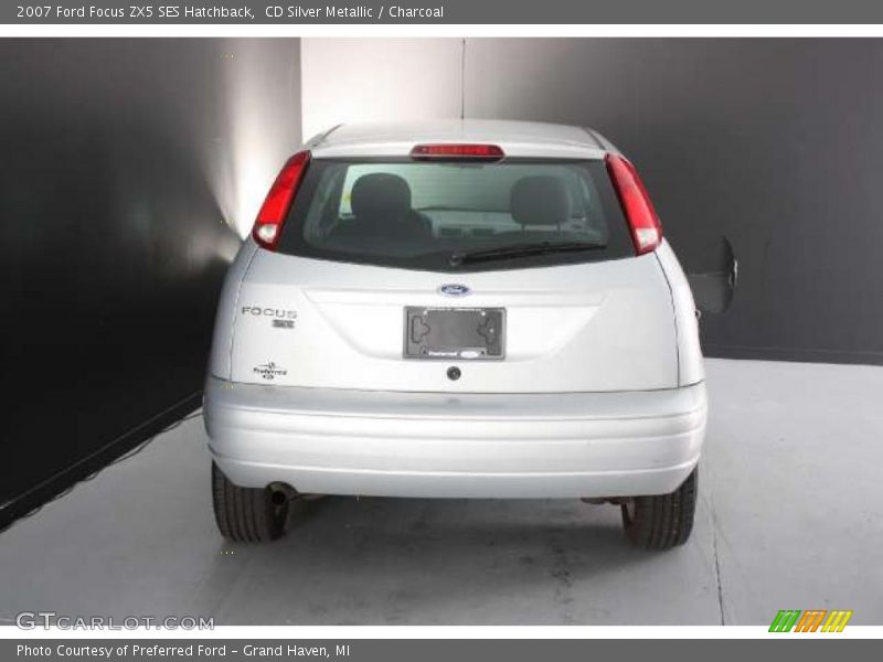 CD Silver Metallic / Charcoal 2007 Ford Focus ZX5 SES Hatchback