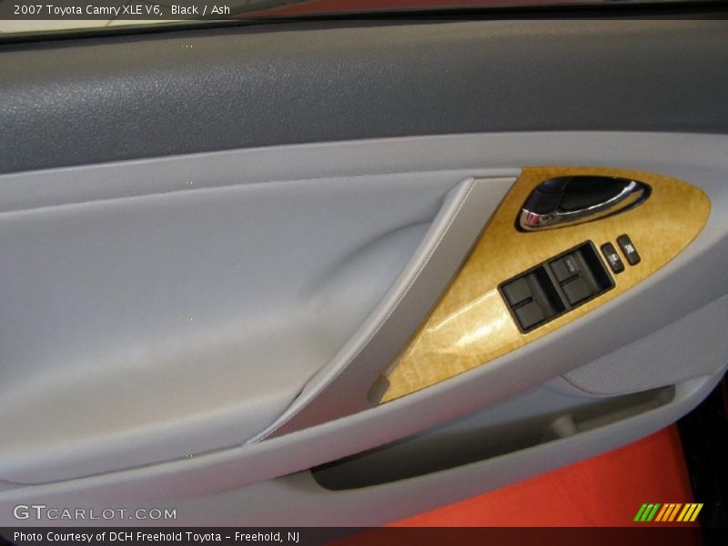 Black / Ash 2007 Toyota Camry XLE V6