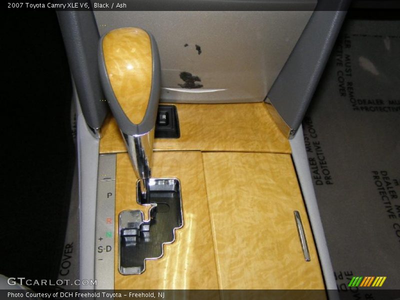 Black / Ash 2007 Toyota Camry XLE V6