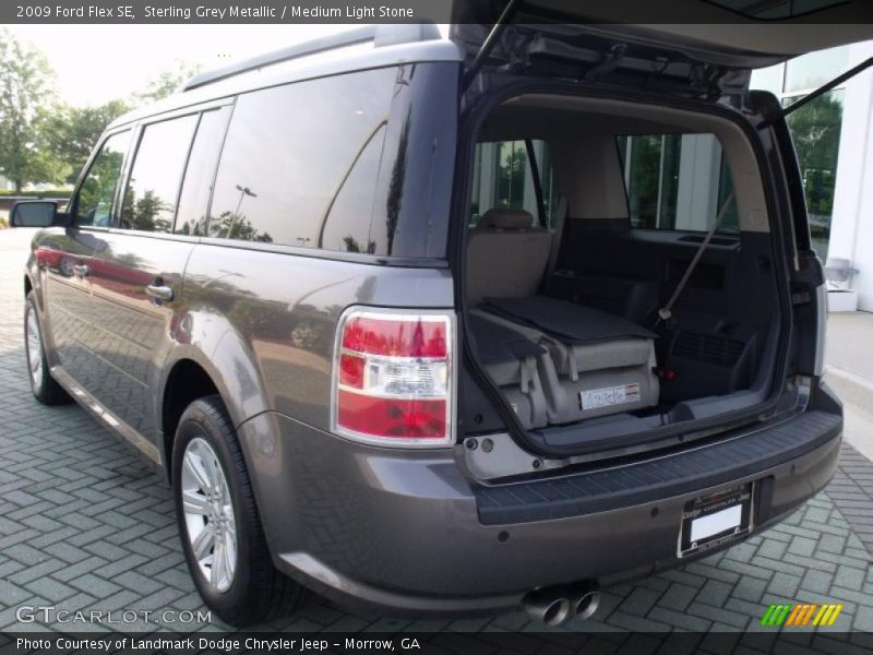 Sterling Grey Metallic / Medium Light Stone 2009 Ford Flex SE
