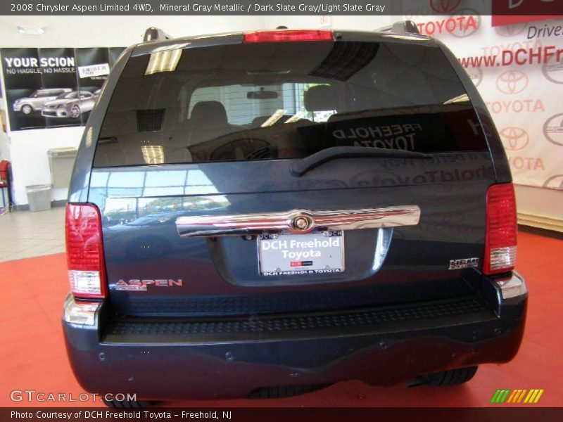 Mineral Gray Metallic / Dark Slate Gray/Light Slate Gray 2008 Chrysler Aspen Limited 4WD