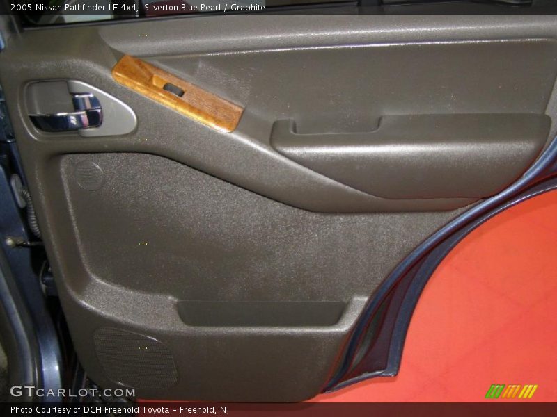 Silverton Blue Pearl / Graphite 2005 Nissan Pathfinder LE 4x4
