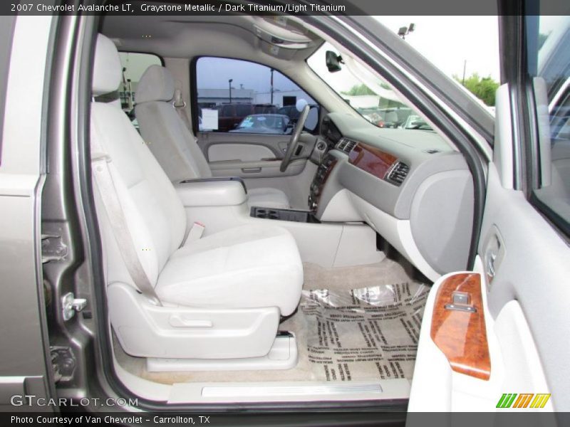 Graystone Metallic / Dark Titanium/Light Titanium 2007 Chevrolet Avalanche LT