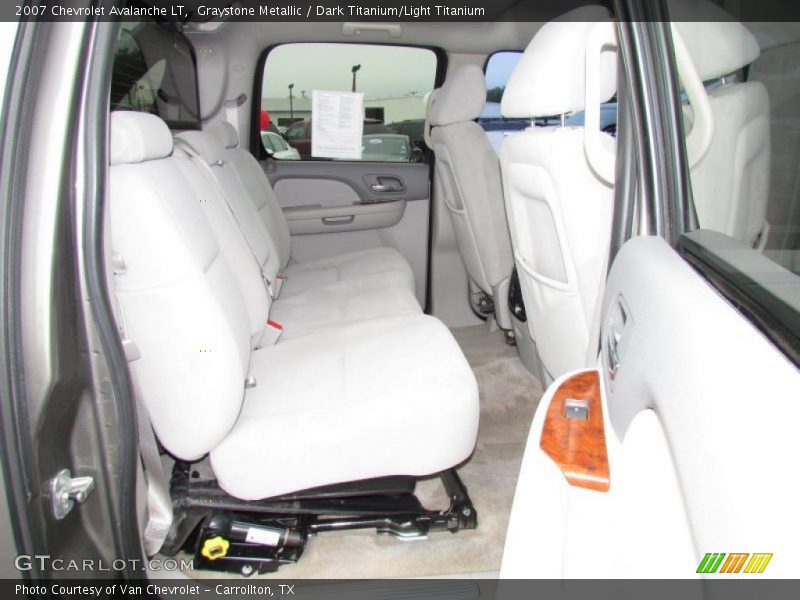 Graystone Metallic / Dark Titanium/Light Titanium 2007 Chevrolet Avalanche LT