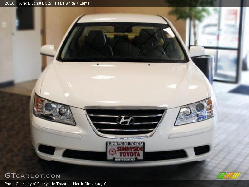 Pearl White / Camel 2010 Hyundai Sonata GLS