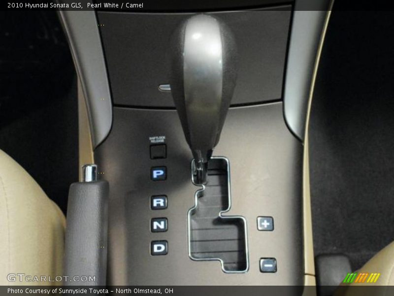 Pearl White / Camel 2010 Hyundai Sonata GLS