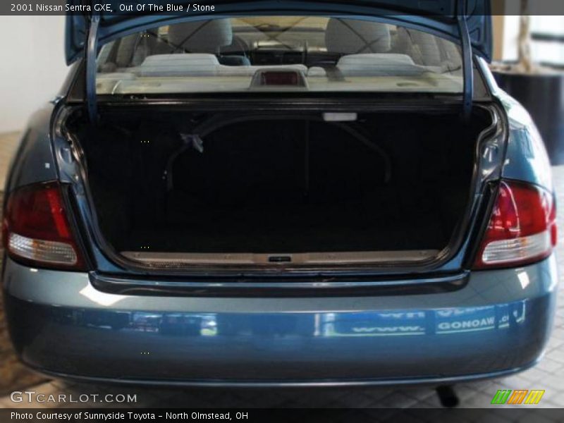 Out Of The Blue / Stone 2001 Nissan Sentra GXE