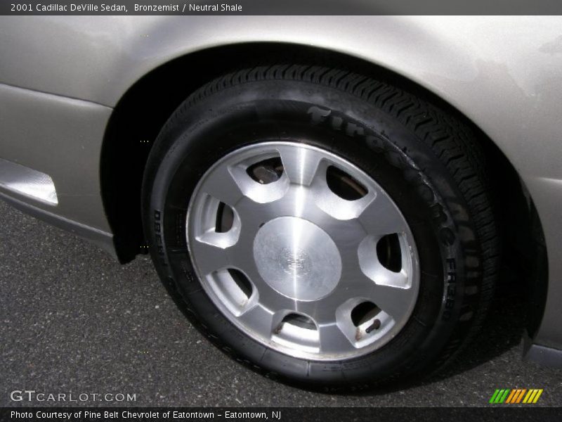 Bronzemist / Neutral Shale 2001 Cadillac DeVille Sedan