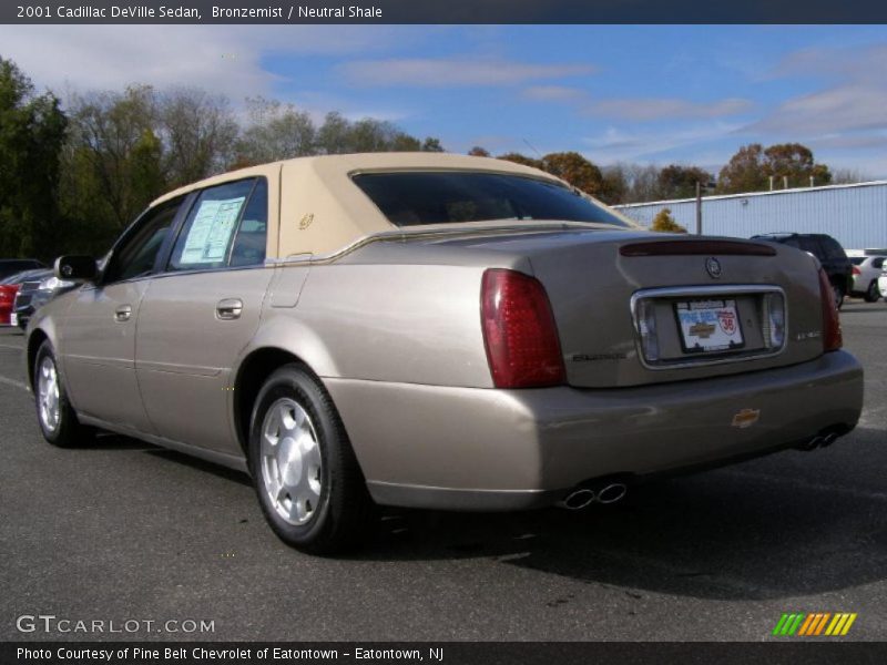 Bronzemist / Neutral Shale 2001 Cadillac DeVille Sedan