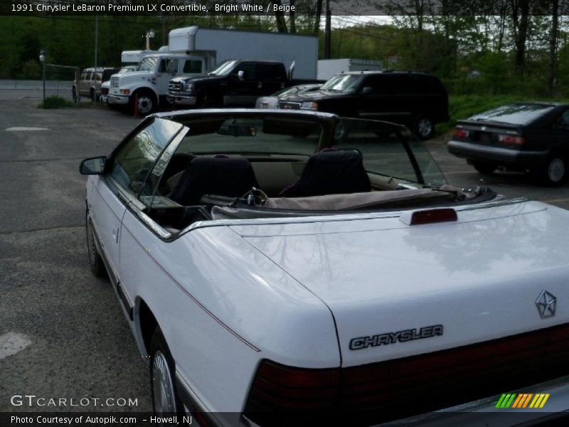 Bright White / Beige 1991 Chrysler LeBaron Premium LX Convertible