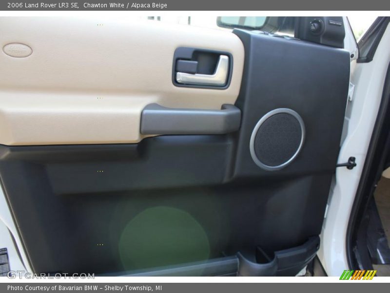 Chawton White / Alpaca Beige 2006 Land Rover LR3 SE
