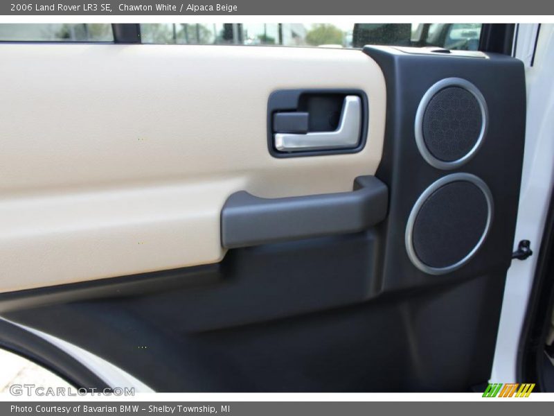 Chawton White / Alpaca Beige 2006 Land Rover LR3 SE