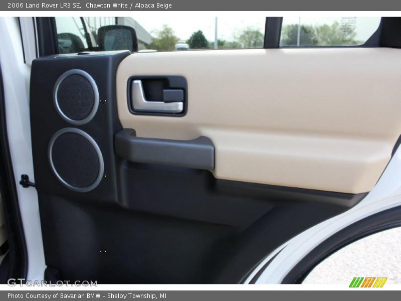 Chawton White / Alpaca Beige 2006 Land Rover LR3 SE