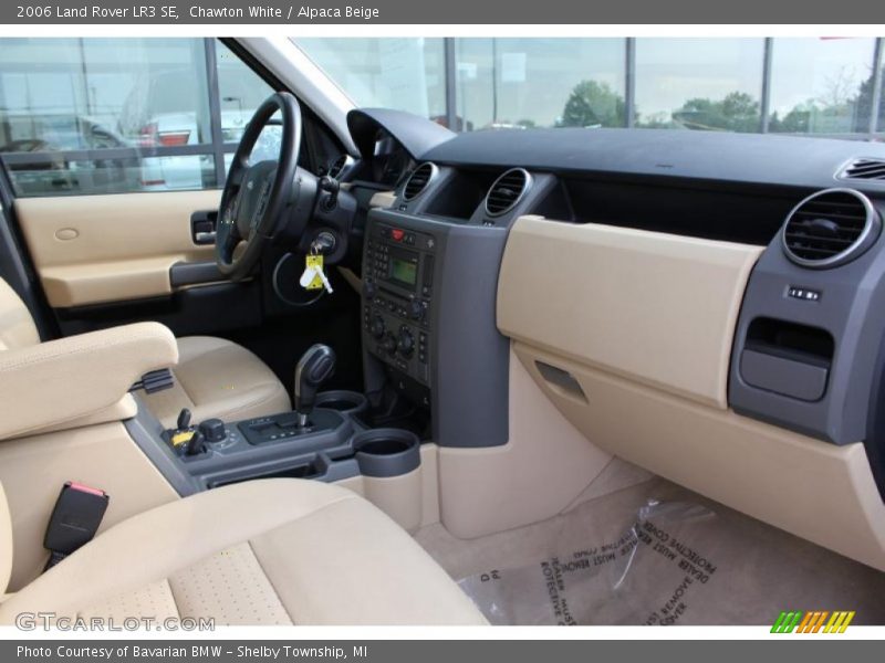  2006 LR3 SE Alpaca Beige Interior