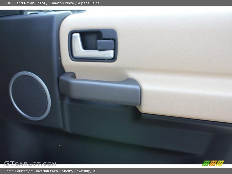 Chawton White / Alpaca Beige 2006 Land Rover LR3 SE