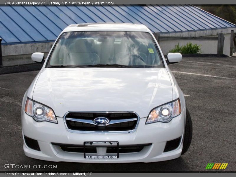 Satin White Pearl / Warm Ivory 2009 Subaru Legacy 2.5i Sedan