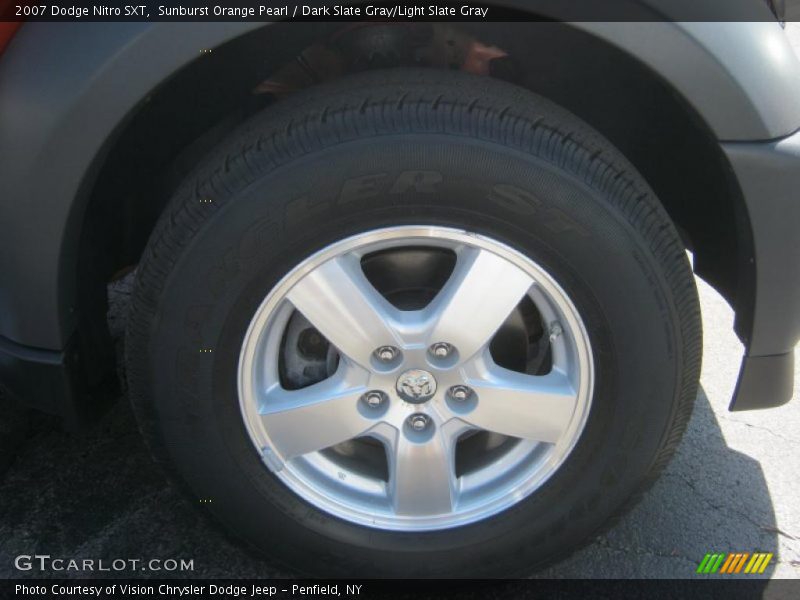Sunburst Orange Pearl / Dark Slate Gray/Light Slate Gray 2007 Dodge Nitro SXT