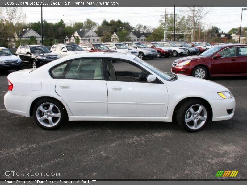 Satin White Pearl / Warm Ivory 2009 Subaru Legacy 2.5i Sedan