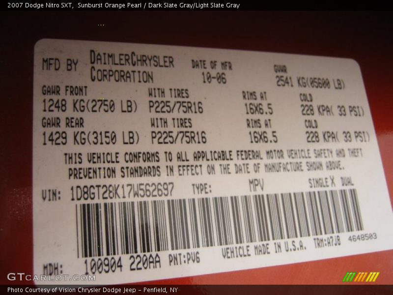 Sunburst Orange Pearl / Dark Slate Gray/Light Slate Gray 2007 Dodge Nitro SXT