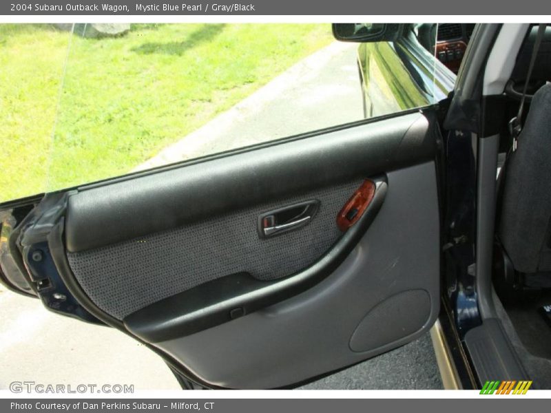 Mystic Blue Pearl / Gray/Black 2004 Subaru Outback Wagon