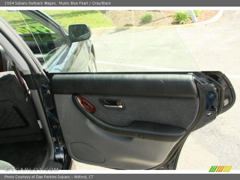 Mystic Blue Pearl / Gray/Black 2004 Subaru Outback Wagon