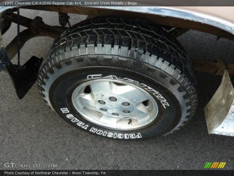 Emerald Green Metallic / Beige 1995 Chevrolet C/K K1500 Regular Cab 4x4