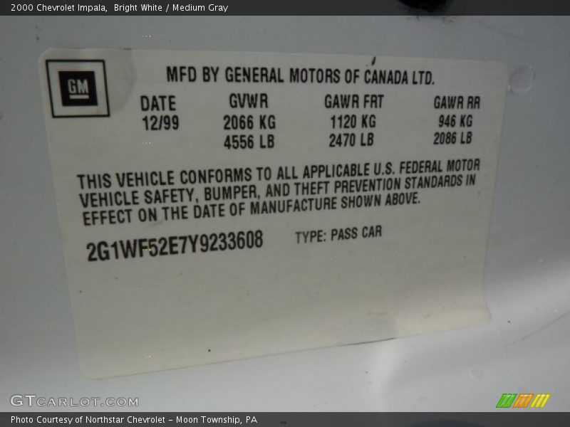 Bright White / Medium Gray 2000 Chevrolet Impala