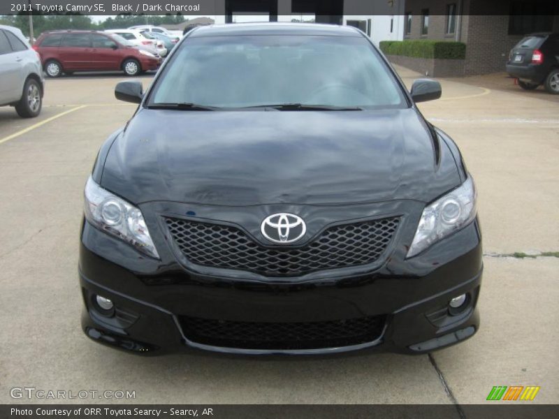 Black / Dark Charcoal 2011 Toyota Camry SE