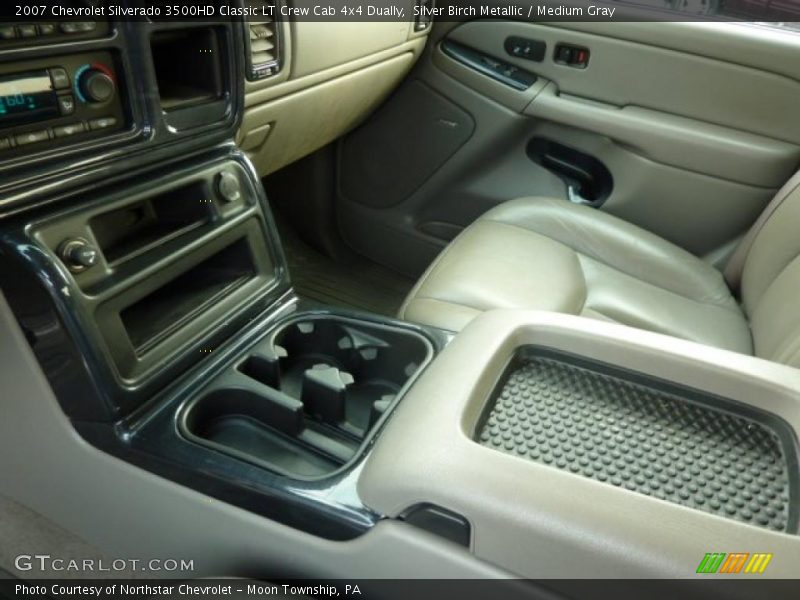 Silver Birch Metallic / Medium Gray 2007 Chevrolet Silverado 3500HD Classic LT Crew Cab 4x4 Dually