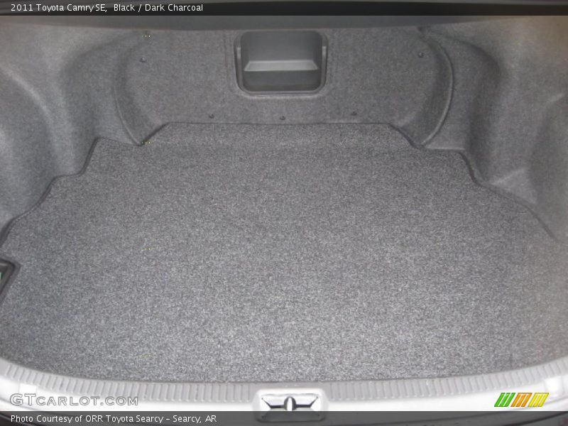 Black / Dark Charcoal 2011 Toyota Camry SE