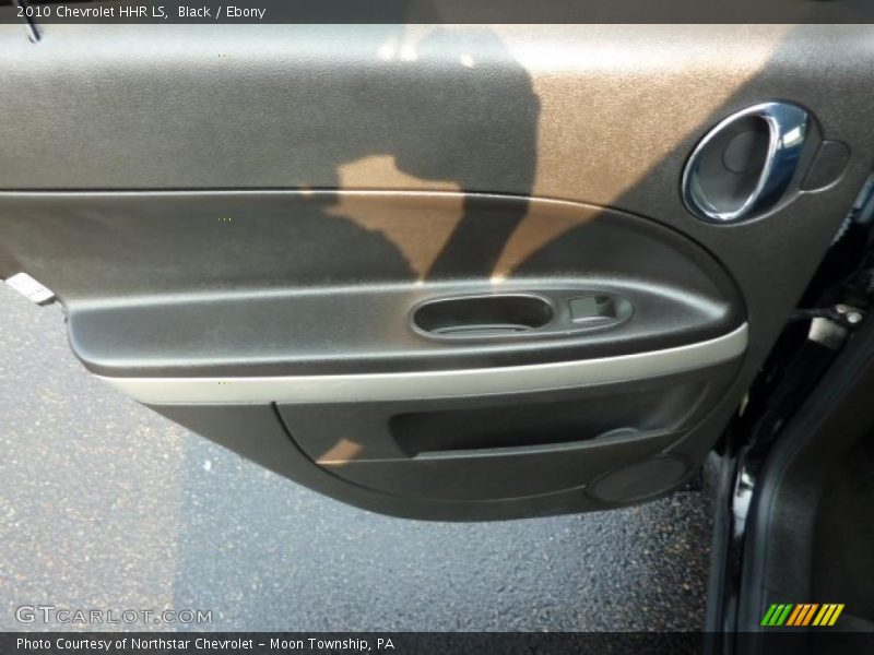 Black / Ebony 2010 Chevrolet HHR LS