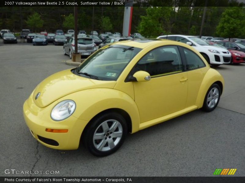 Sunflower Yellow / Black 2007 Volkswagen New Beetle 2.5 Coupe