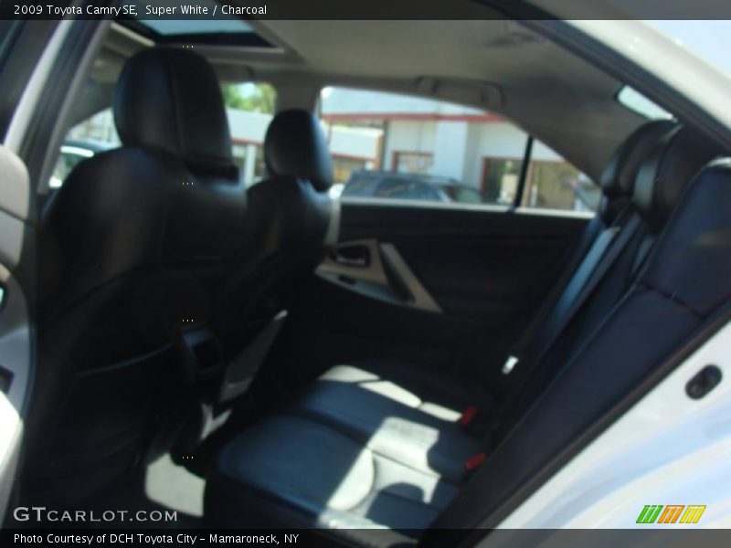 Super White / Charcoal 2009 Toyota Camry SE