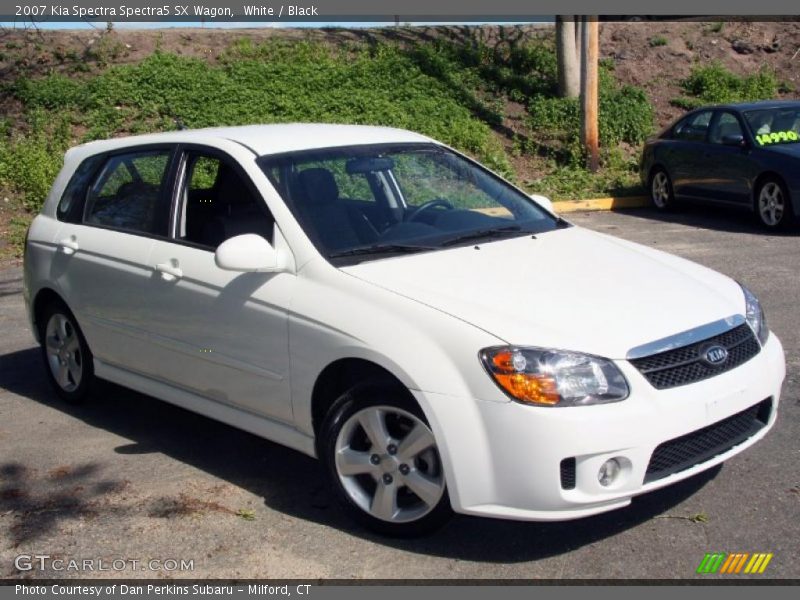 White / Black 2007 Kia Spectra Spectra5 SX Wagon