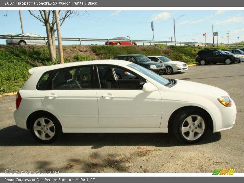 White / Black 2007 Kia Spectra Spectra5 SX Wagon