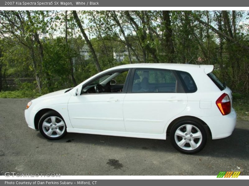White / Black 2007 Kia Spectra Spectra5 SX Wagon