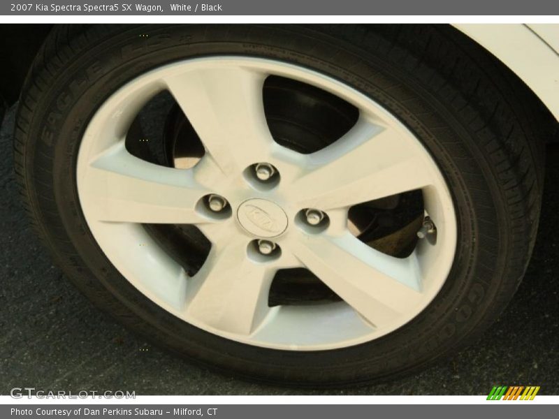 White / Black 2007 Kia Spectra Spectra5 SX Wagon