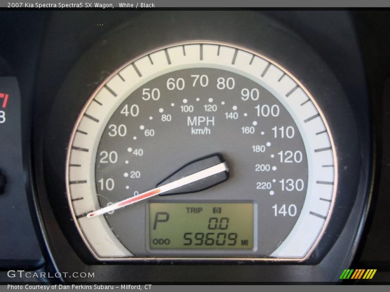 White / Black 2007 Kia Spectra Spectra5 SX Wagon