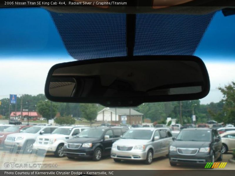 Radiant Silver / Graphite/Titanium 2006 Nissan Titan SE King Cab 4x4